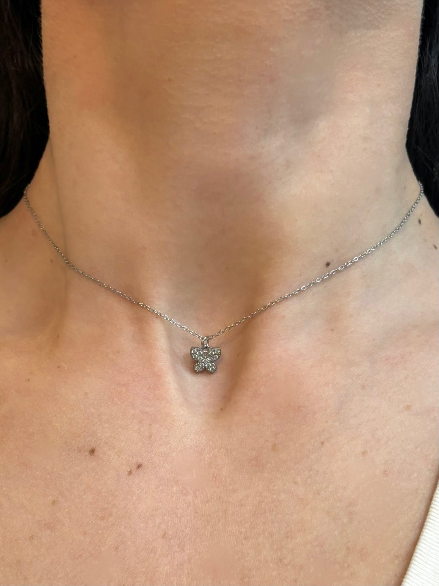 Collana farfalla con zirconi in acciaio inossidabile