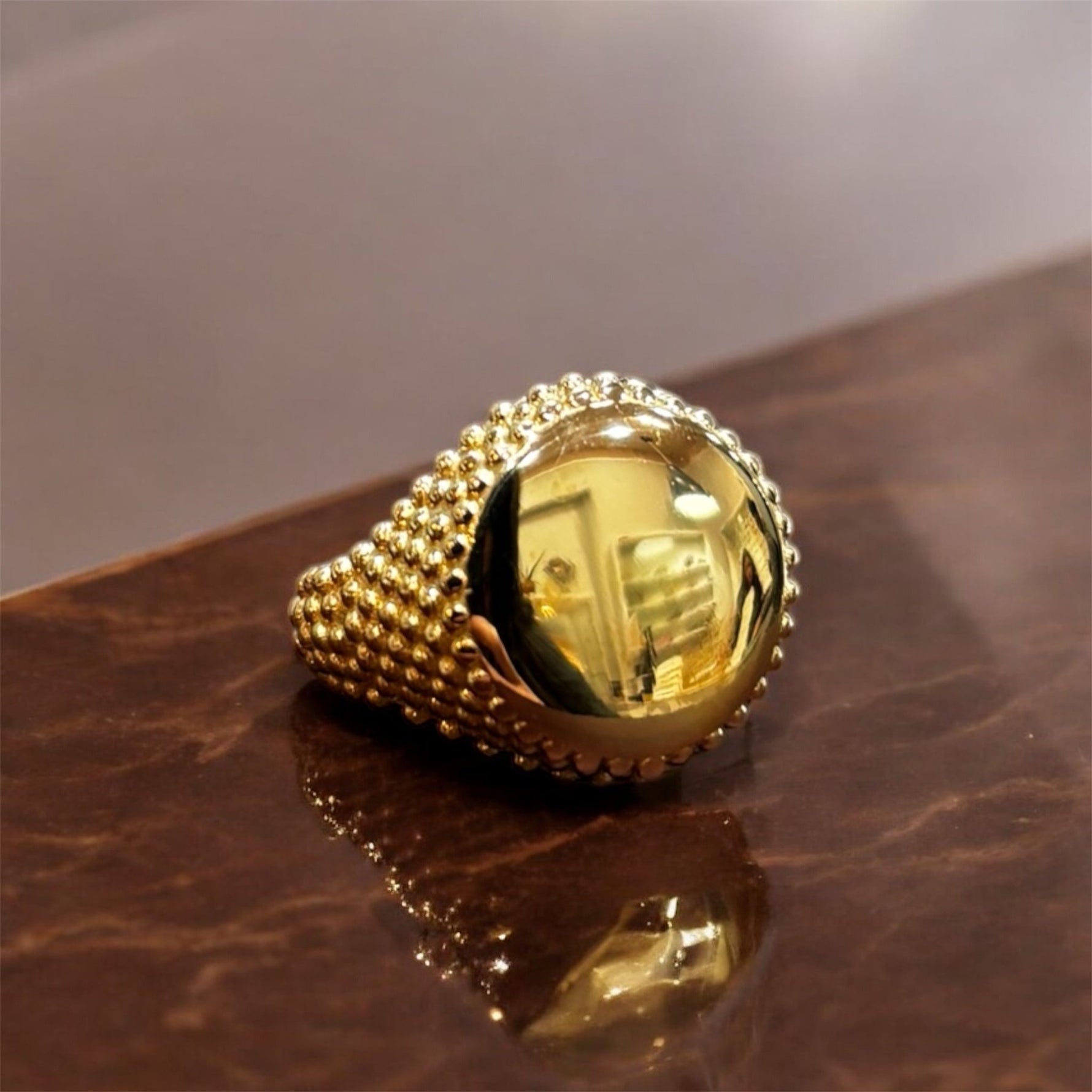 Anello chevalier dorato in argento 925 puntinato ai lati - SIddharta