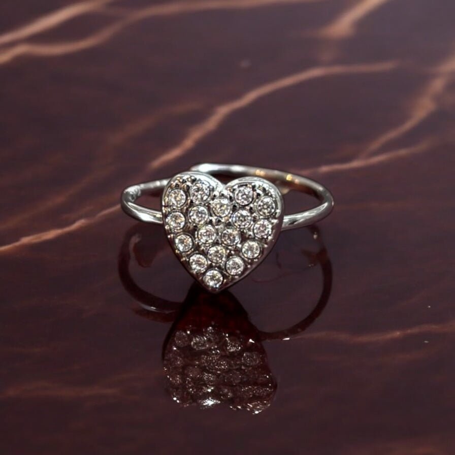 Anello cuore con zirconi in acciaio inossidabile - SIddharta