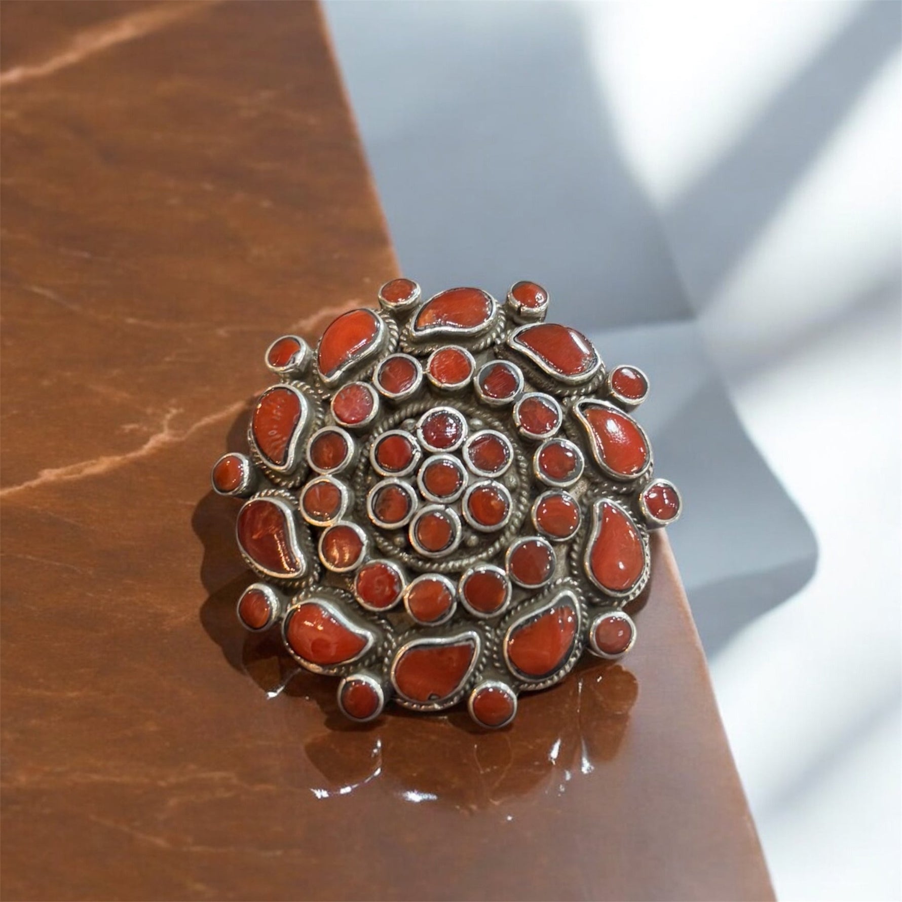 Anello etnico corallo - SIddharta