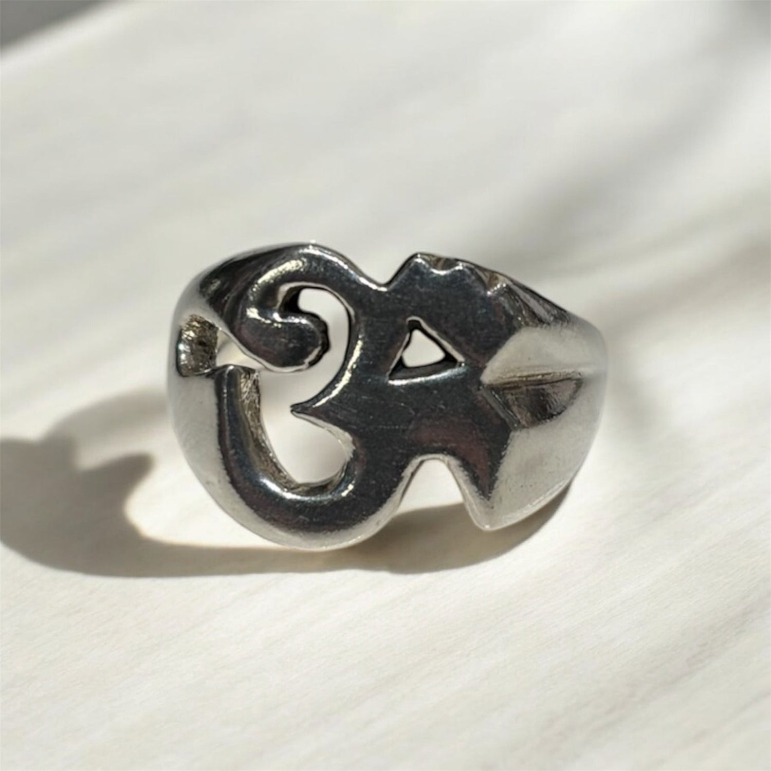 Anello Om in argento 925 - SIddharta