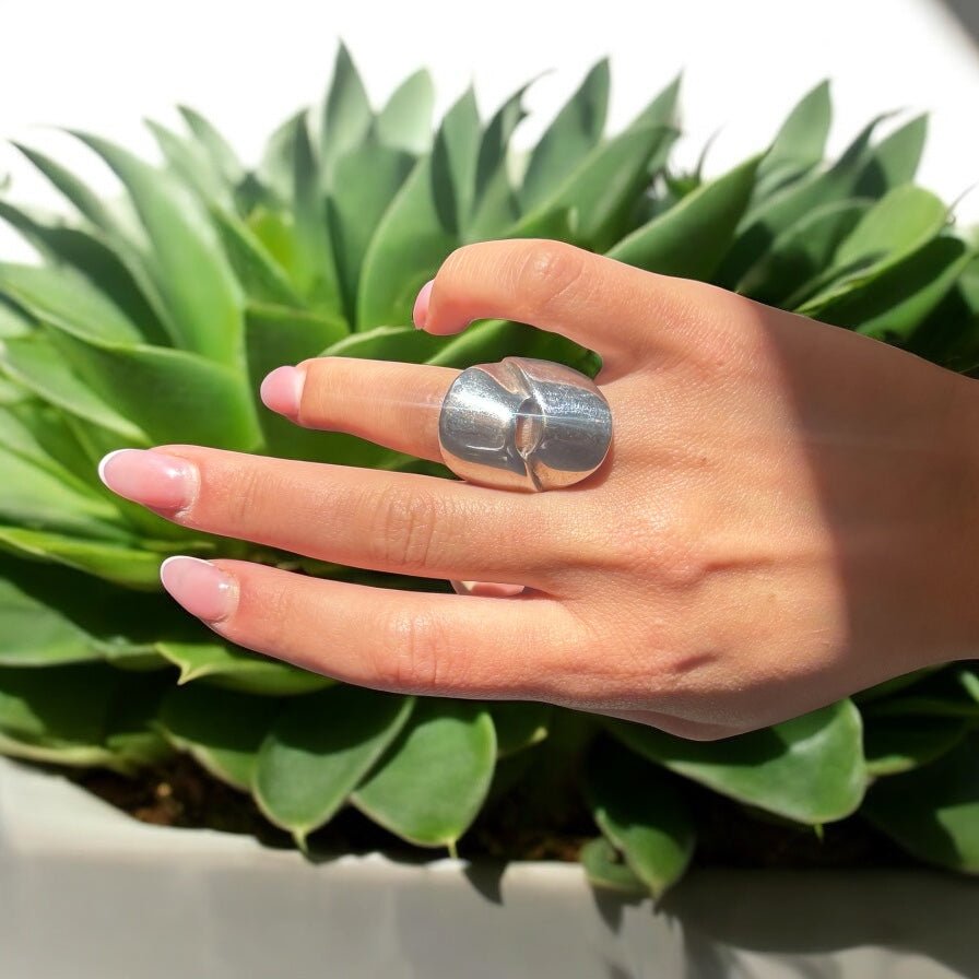 Anello ovale bombato in argento 925 - SIddharta