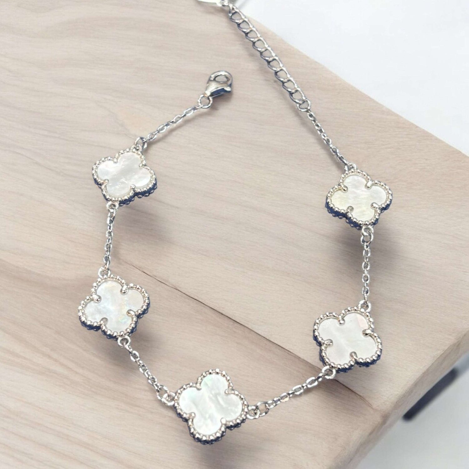 Bracciale 5 fiori madreperla S in argento 925 - SIddharta