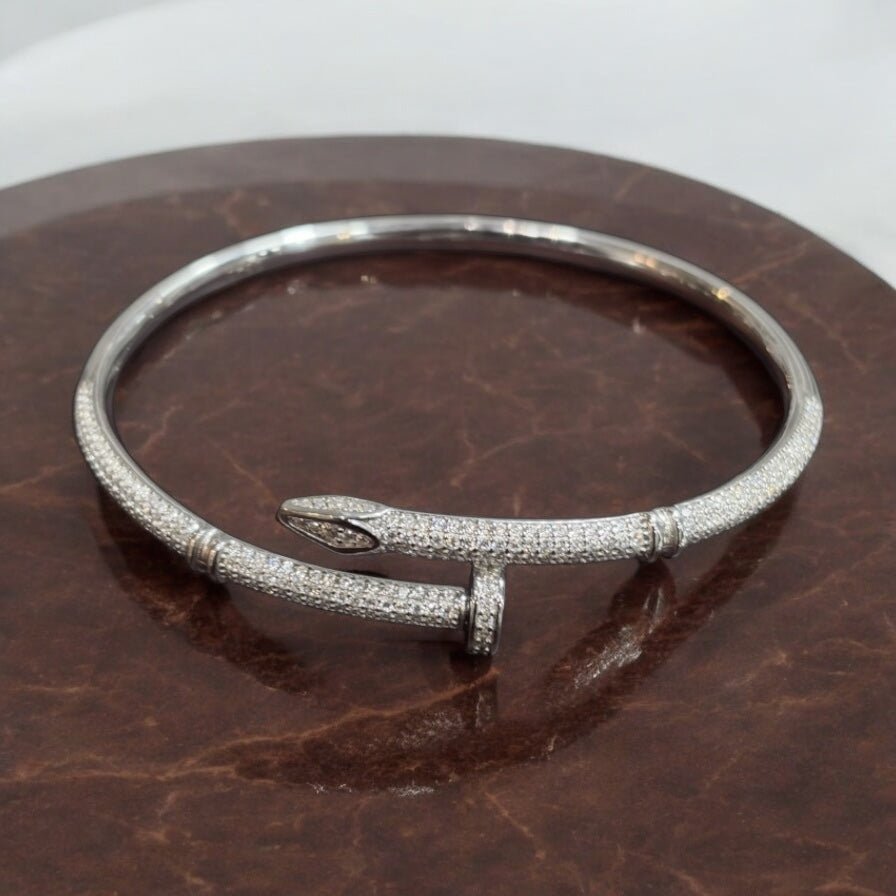 Bracciale rigido chiodo con zirconi in argento 925 - SIddharta