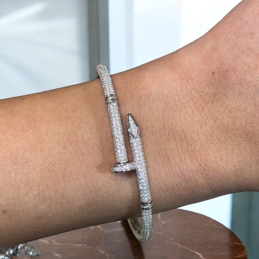 Bracciale rigido chiodo con zirconi in argento 925 - SIddharta