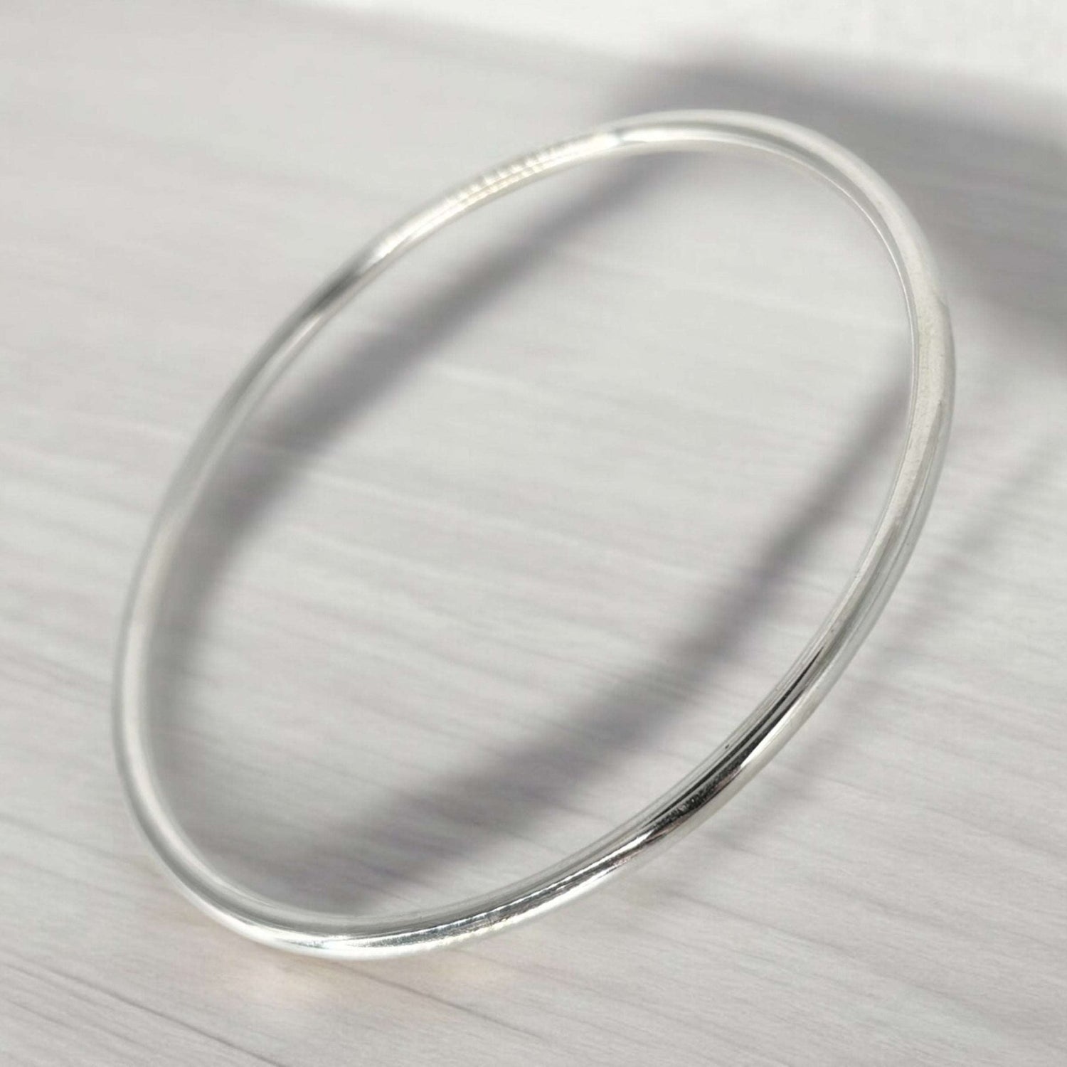 Bracciale rigido in argento 925 - SIddharta