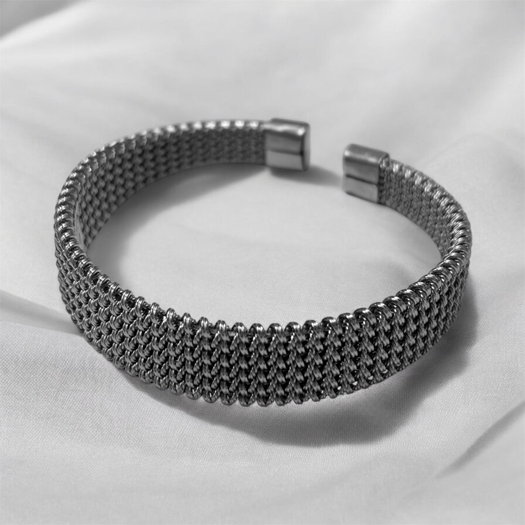 Bracciale rigido ricamato in acciaio inossidabile - SIddharta