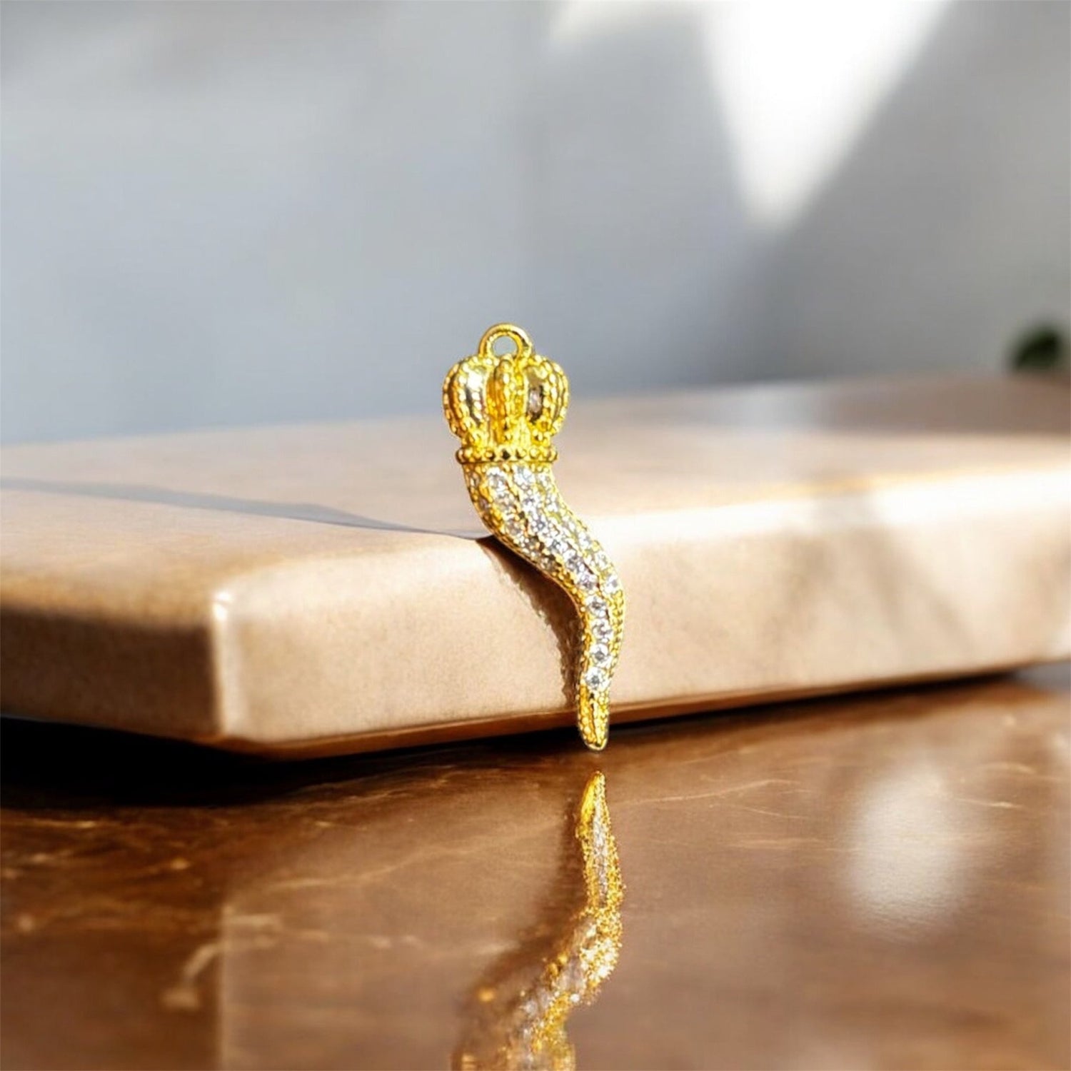 Ciondolo cornetto coroncina oro con zirconi in argento 925 - SIddharta