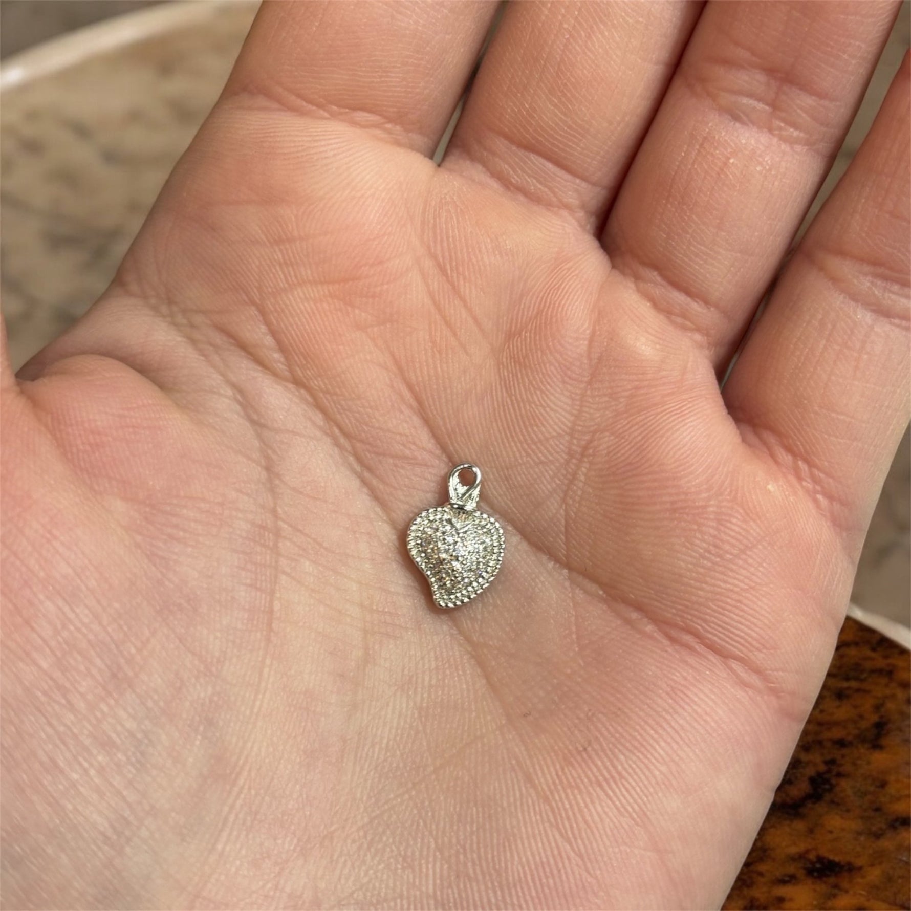 Ciondolo cuore sacro con zirconi in argento 925 - SIddharta