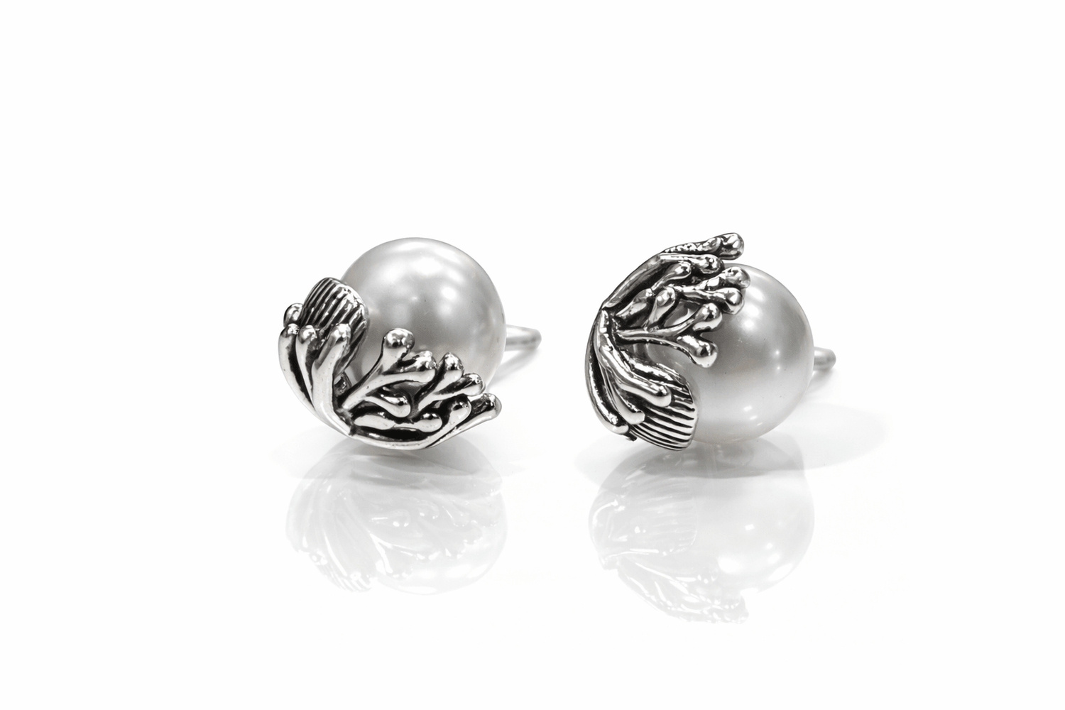 Orecchini a lobo in Argento 925 con Perla – Design Elegante e Raffinato - SIddharta