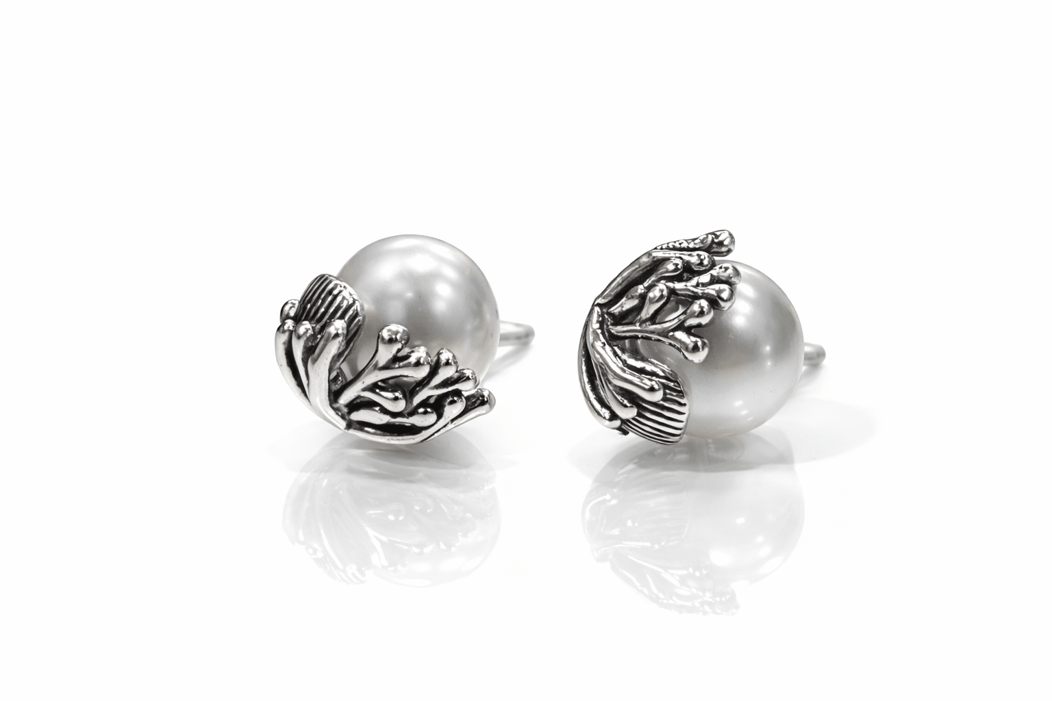 Orecchini a lobo in Argento 925 con Perla – Design Elegante e Raffinato - SIddharta