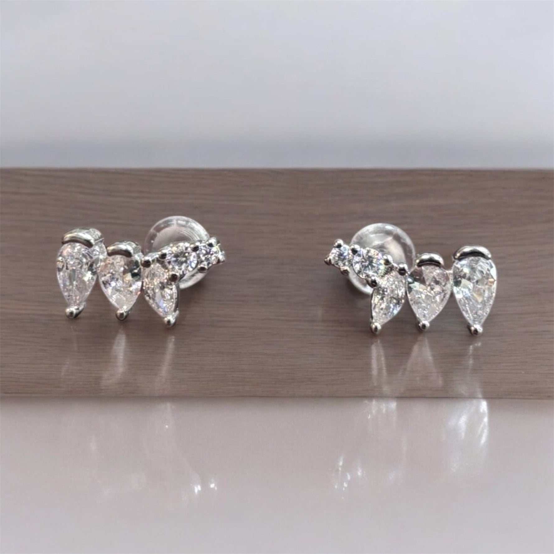 Orecchini goccioline in argento 925 con zirconi - SIddharta
