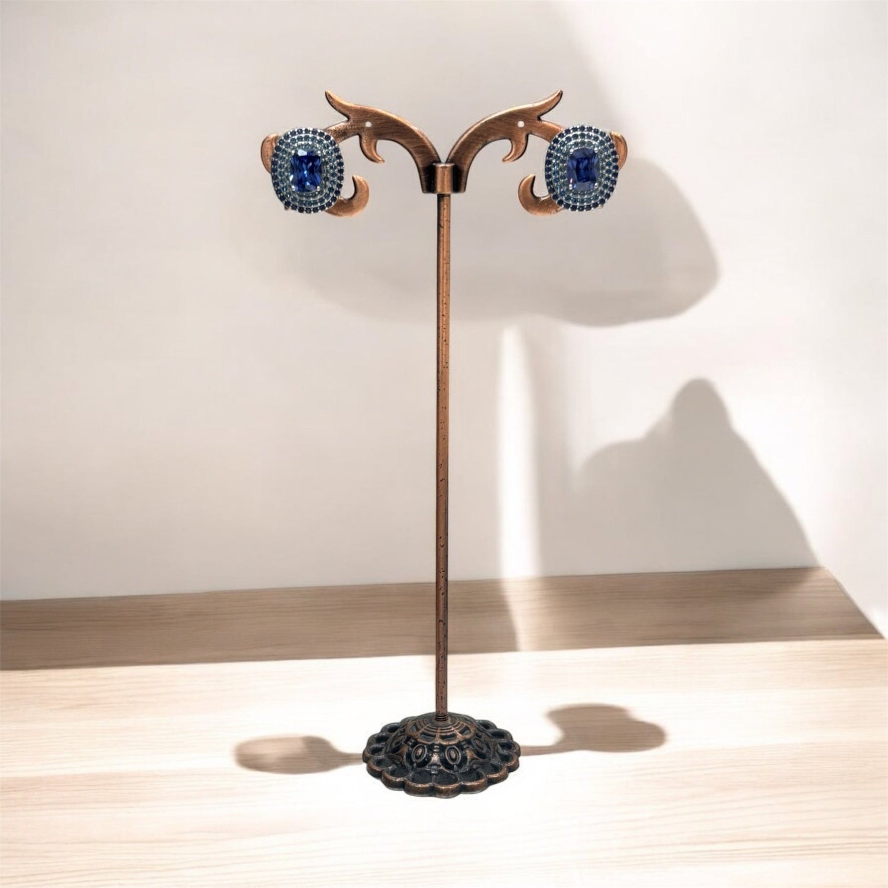 Orecchini lobo con zirconi blu in argento 925 - SIddharta