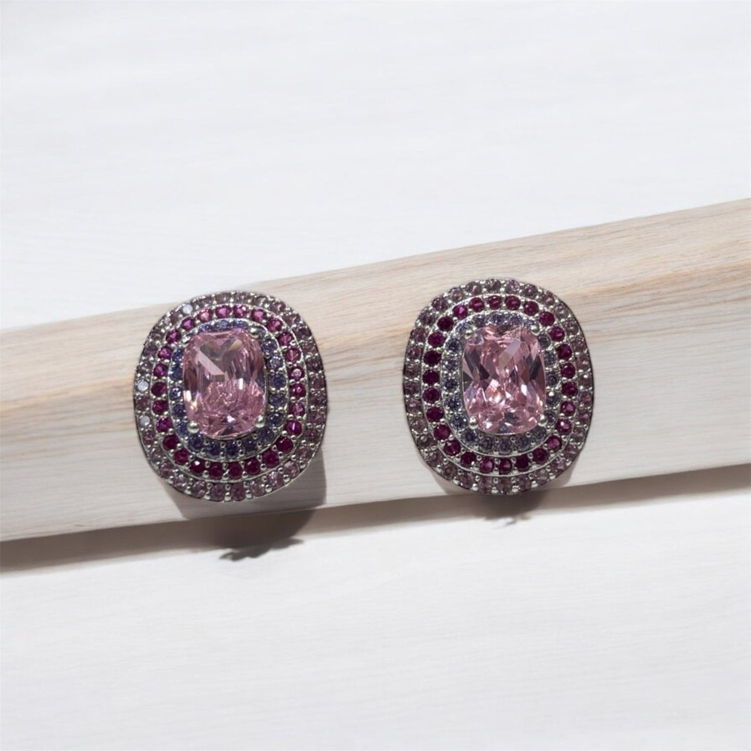 Orecchini lobo con zirconi rosa in argento 925 - SIddharta