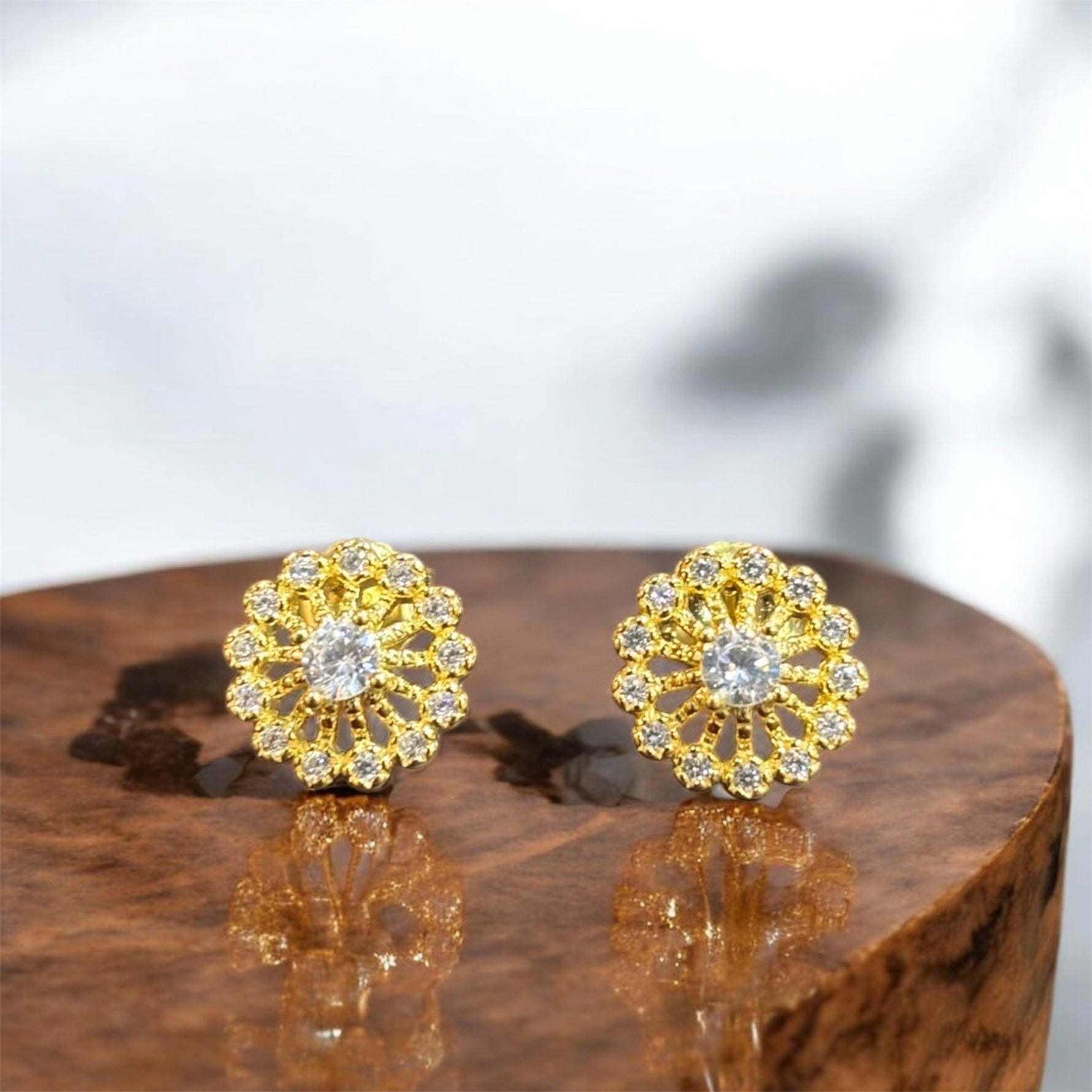 Orecchini lobo oro in argento 925 con zirconi - SIddharta